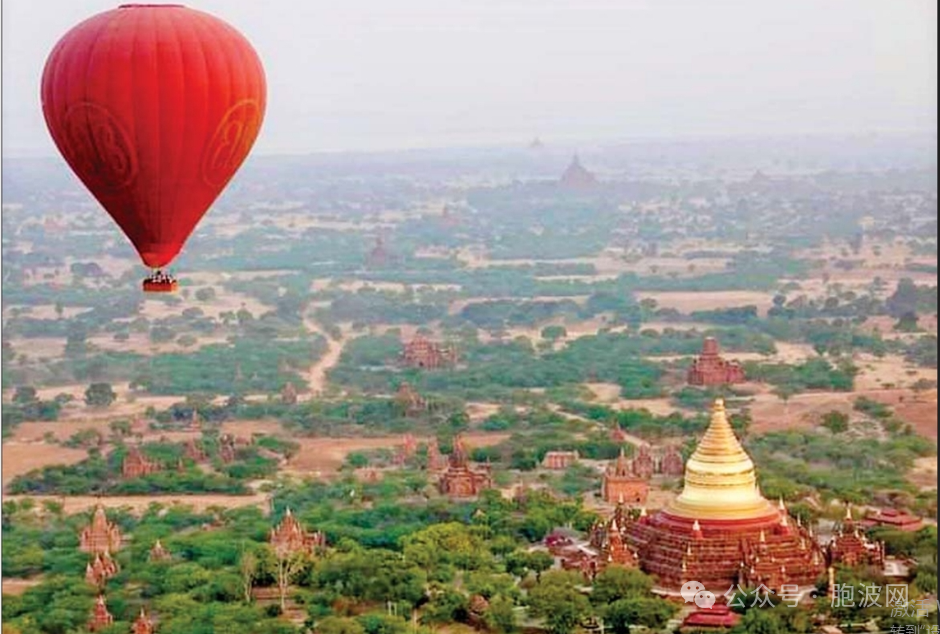 乘坐热气球从空中俯瞰蒲甘塔林之美的旅游项目倍受欢迎