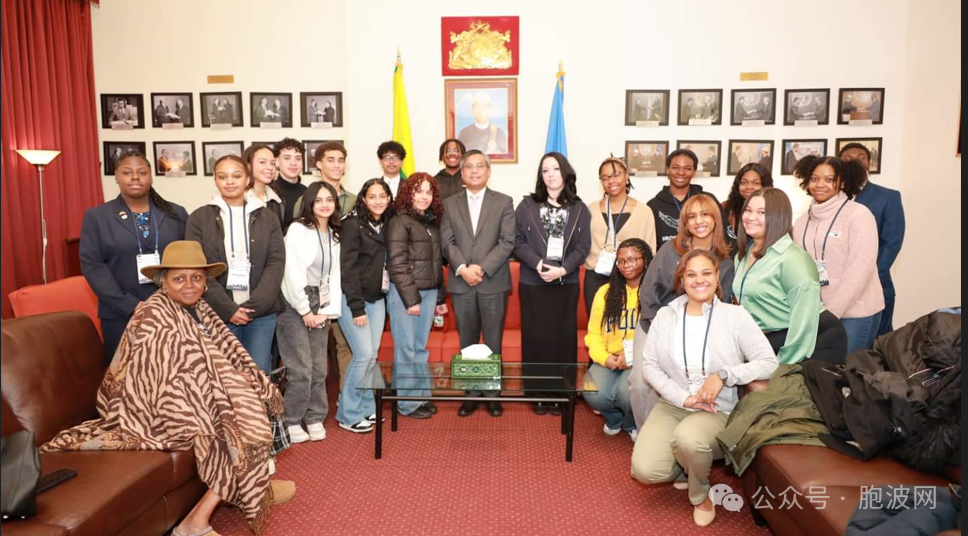 NUG驻联合国大使接见美国纽约学生
