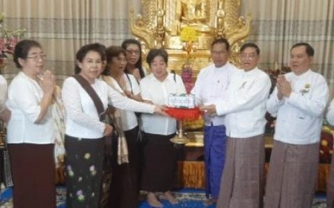 融入主流之善举：金多堰妇女慈善会参加缅甸传统德邦月盈日布施活动