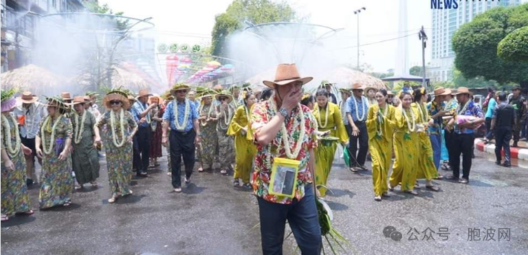 两场另类的泼水节：驻仰光外国使节参加泼水节、缅甸驻北京使馆举办的泼水节