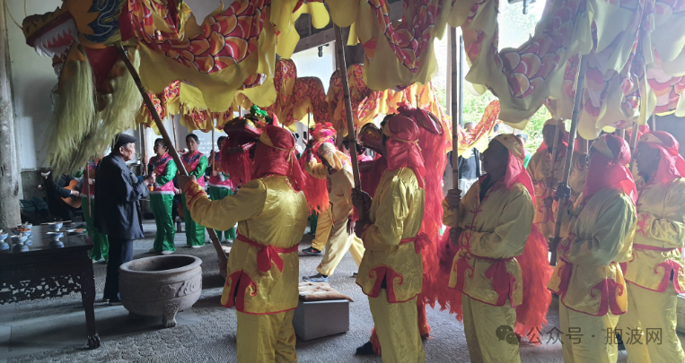 缅甸和顺人回乡参加清明祭祖活动