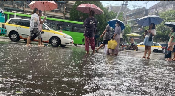 神也无法满足人的愿望：仰光下雨了却不得好评？