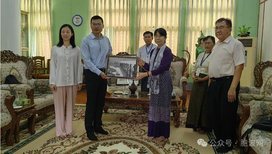 云大缅甸研究院代表团曼德勒行