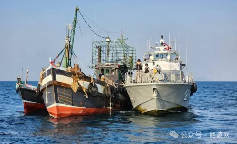 报复？两条缅甸货船被泰国海军拘捕