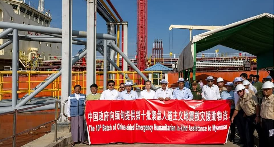 中国政府为缅甸地震援助物资源源不断