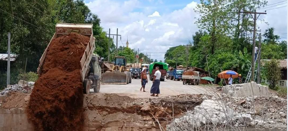 炸后重修没完没了：仰光毛淡棉公路桥梁再遭破坏再抢修
