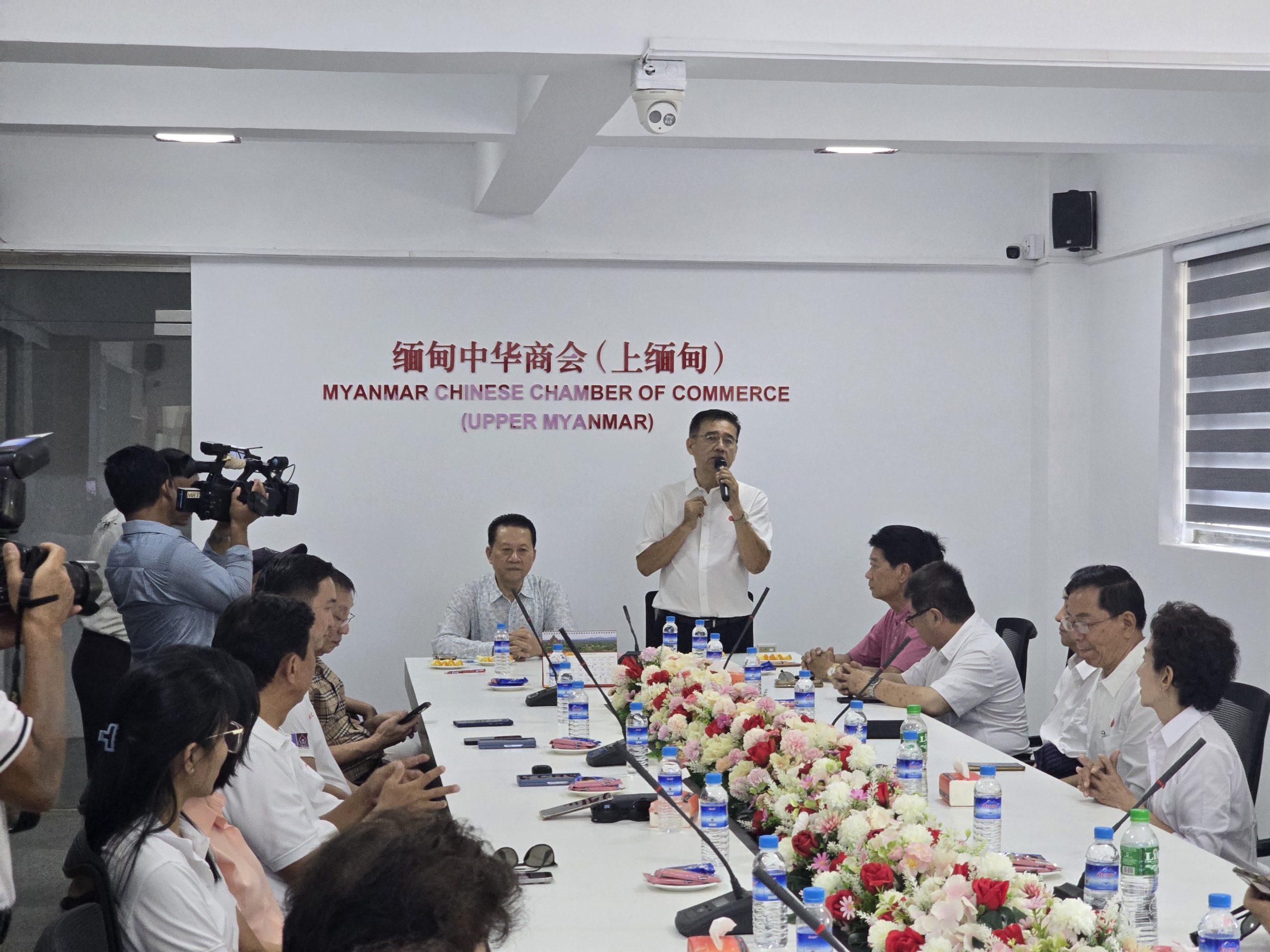 缅甸中华总商会携手南中校友会大力度支援曼德勒大地震受灾华人社区及华校