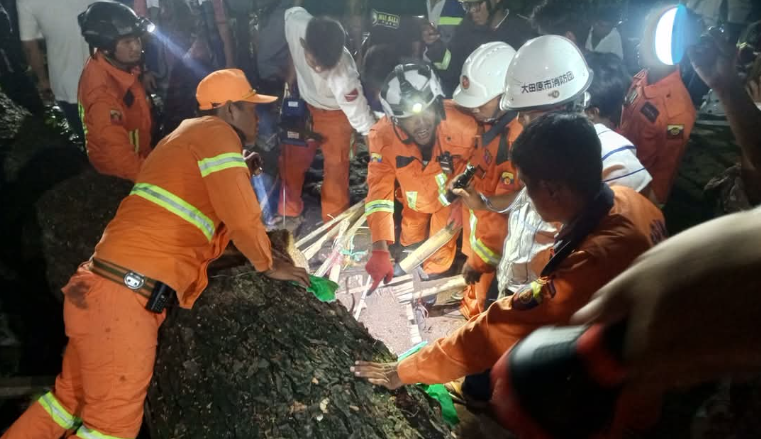 祸不单行：曼德勒狂风暴雨致地震灾民丧身