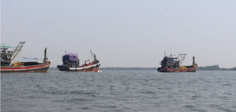 缅甸海域：近日又有风暴风速时速45英里浪头高达13英尺