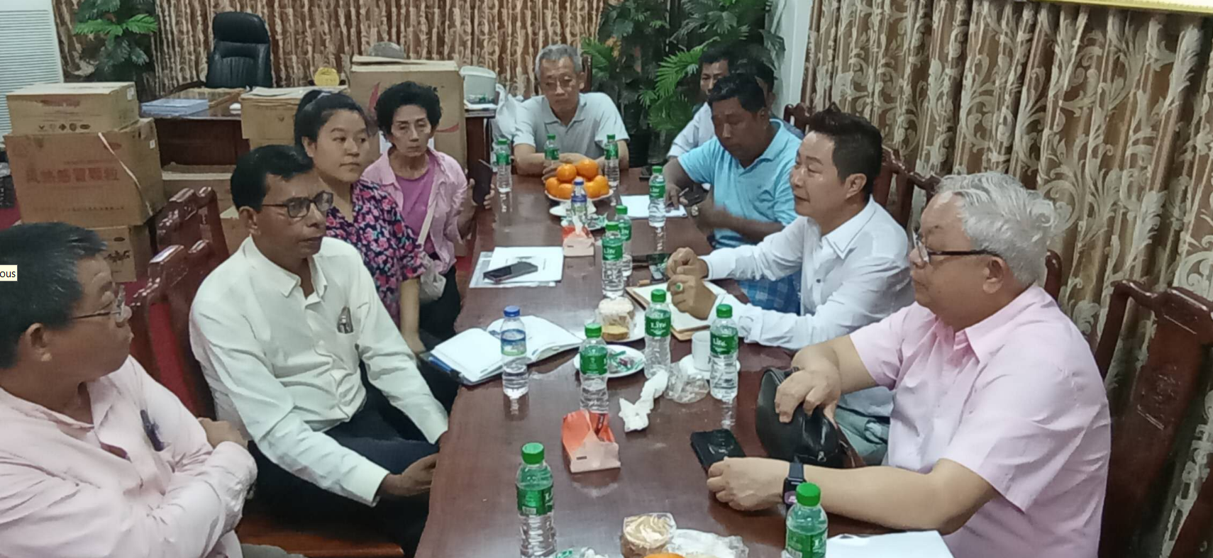 曼德勒金多堰慈善总会与中缅工程专家协商震后重修建筑事宜